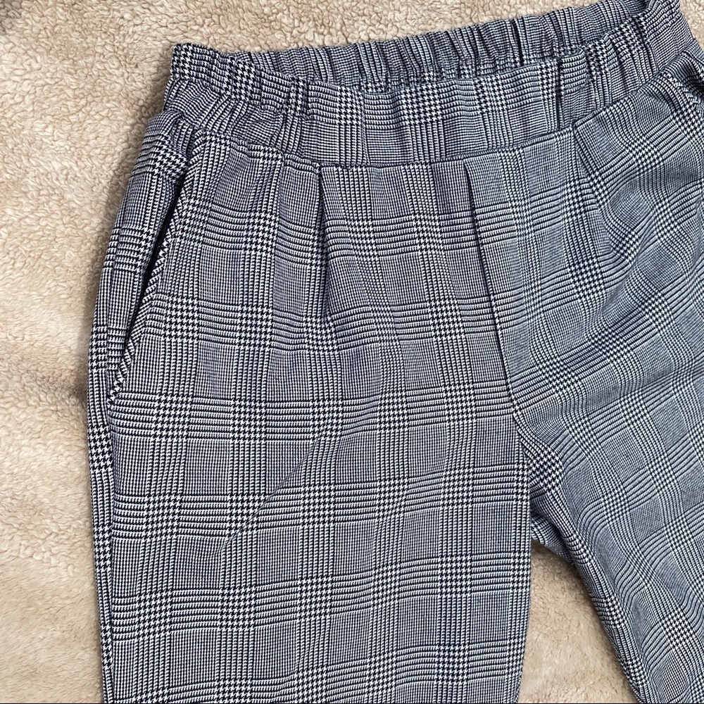 SOLD: Checked elastic pants